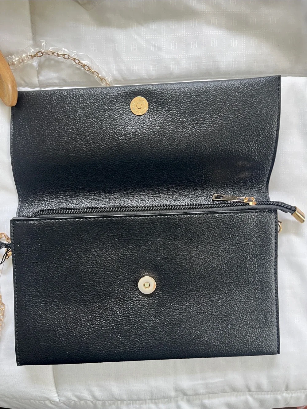 NWT True Decadence Black Chain Strap Crossbody Clutch - Picture 4 of 6